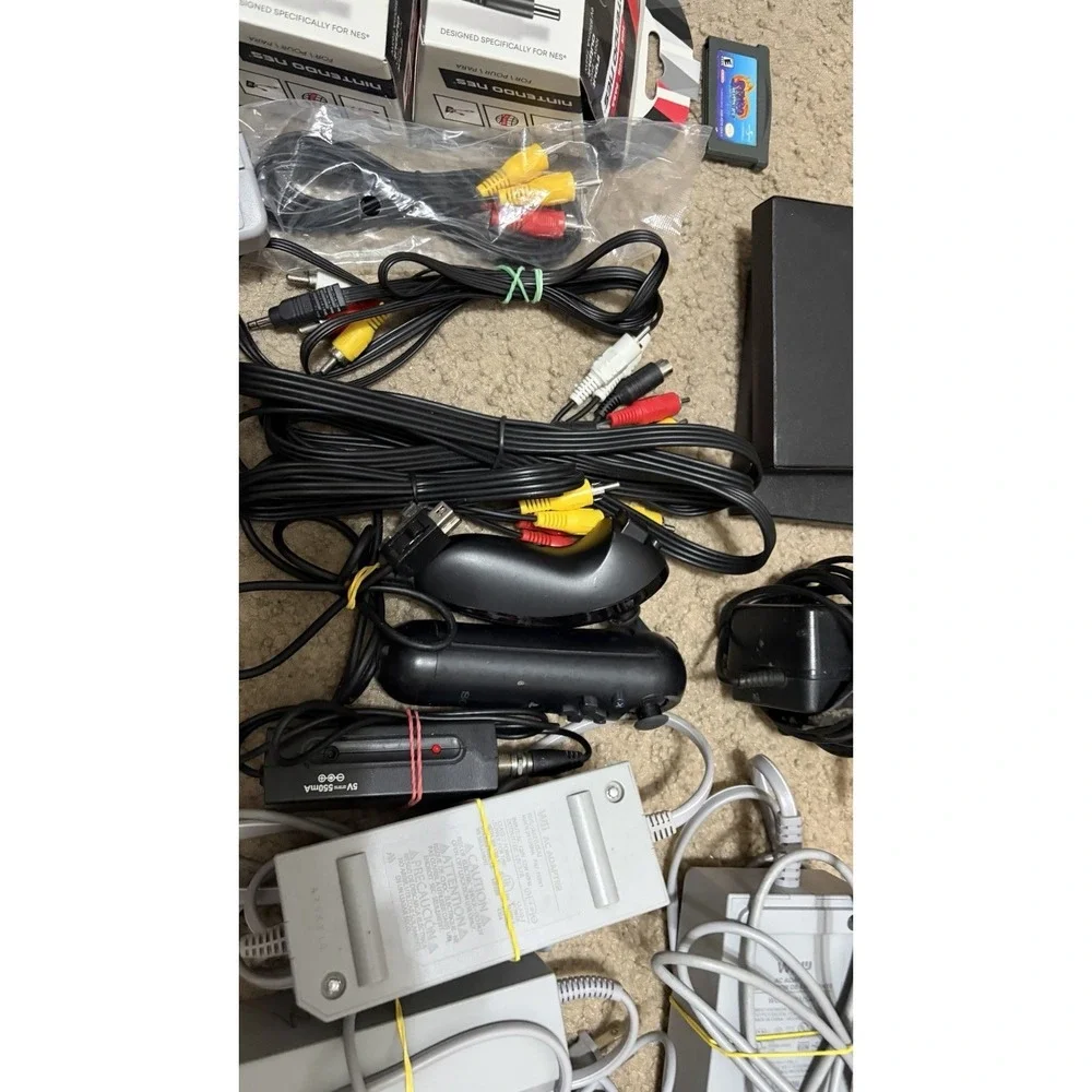 Lot of 6 Official OEM Nintendo Wii Wii U AC Power Supply Adapter Cords And More